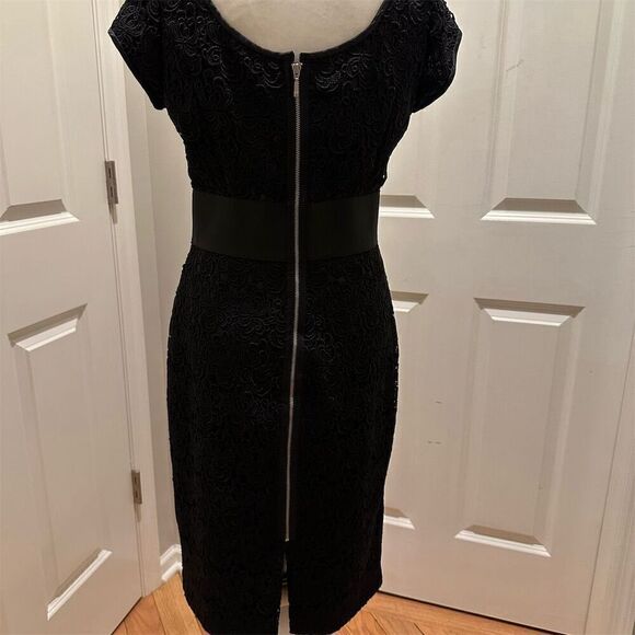 White House Black Market Black Lace Dress Cap Sleeve Knee Length Size 4 Formal - Picture 3 of 11